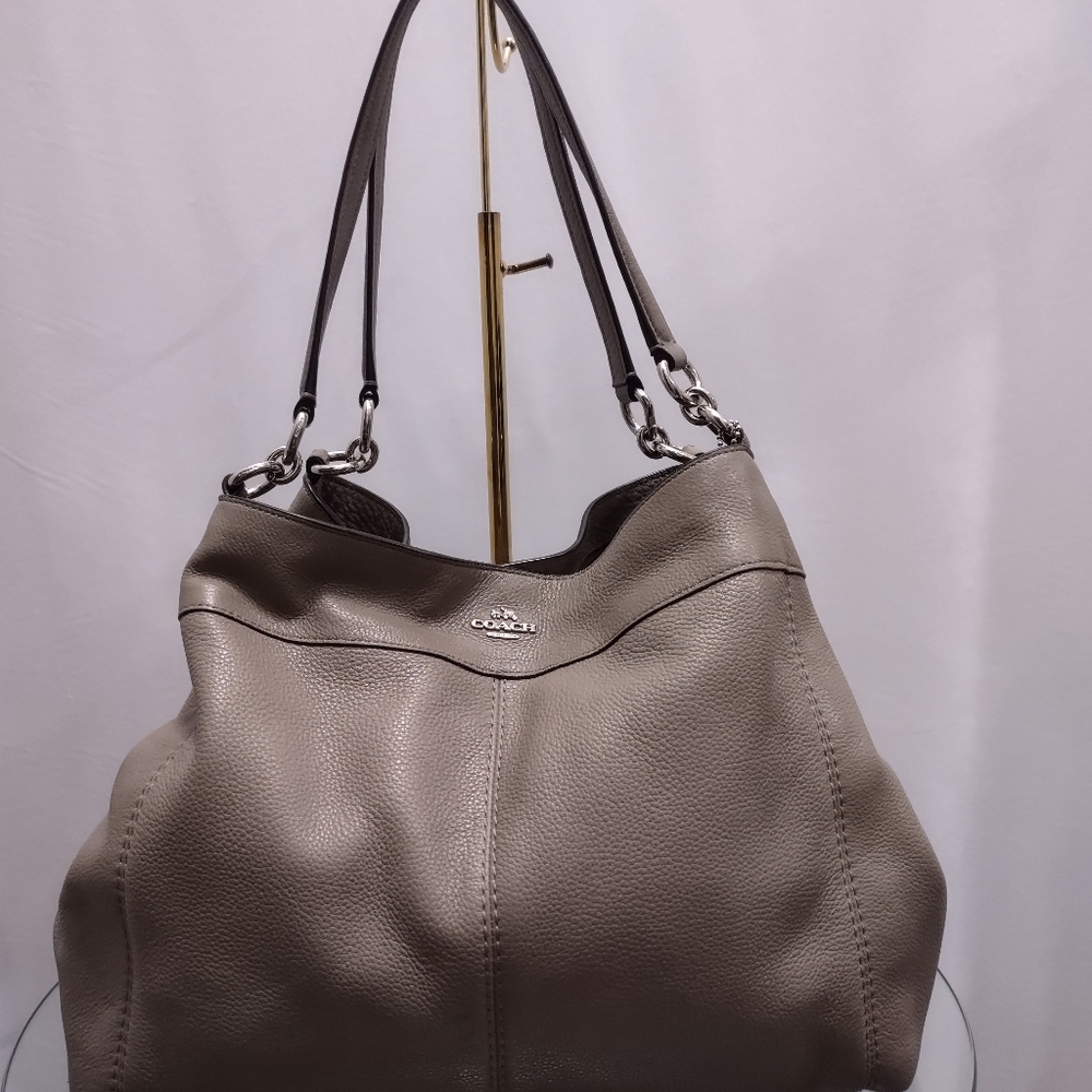 Coach hobo shoulder bag